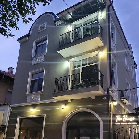 The House - Central Boutique Apartments 큐스텐딜 외부 사진
