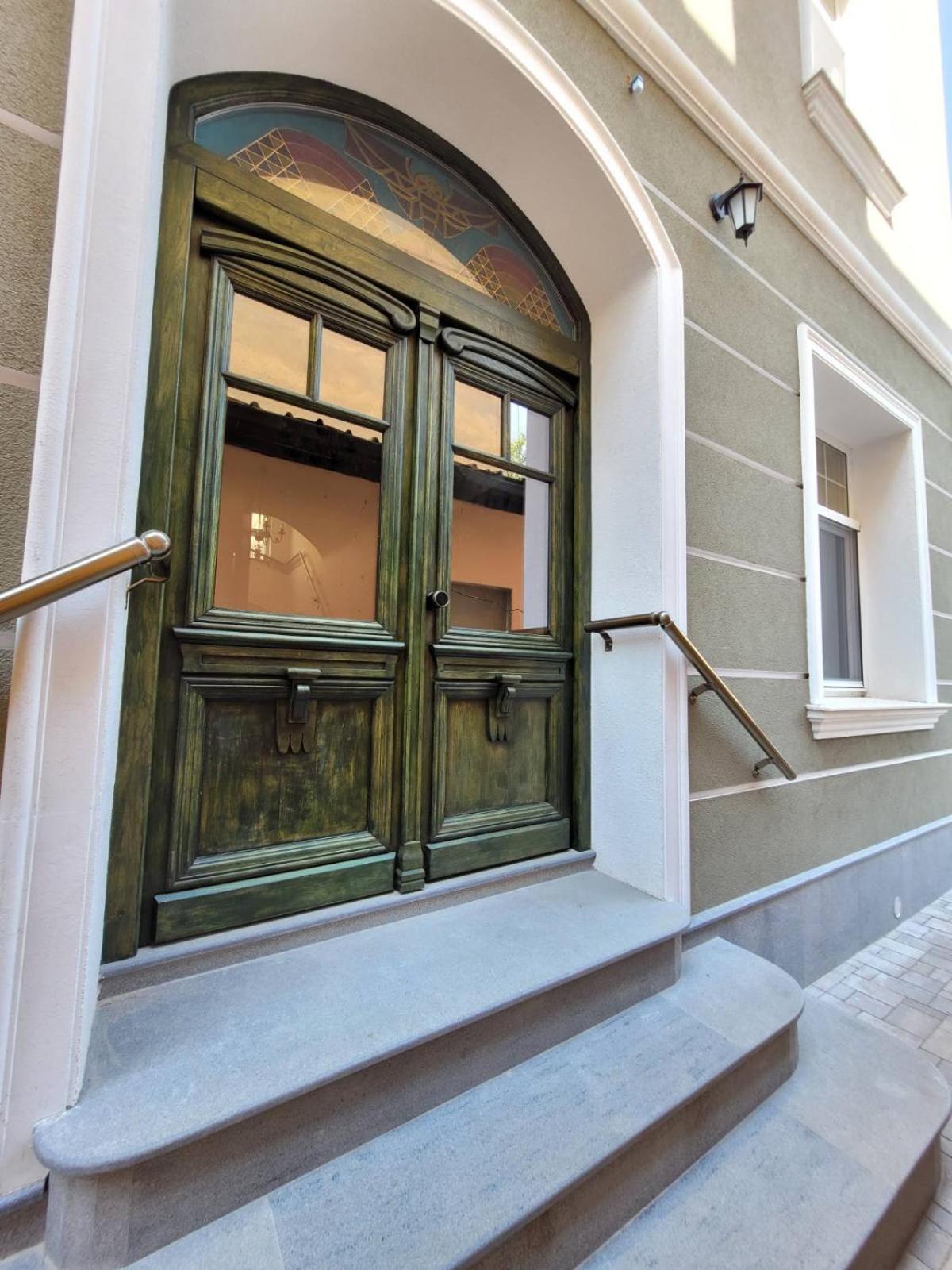The House - Central Boutique Apartments 큐스텐딜 외부 사진
