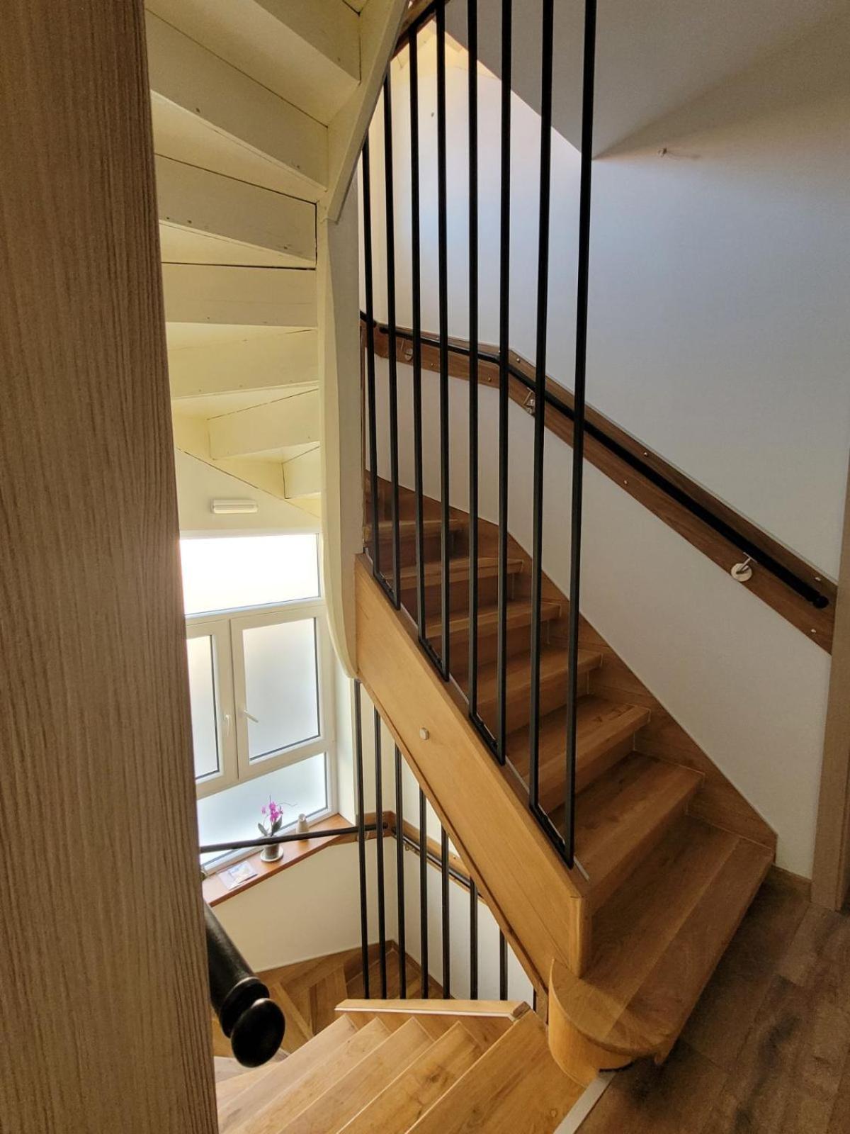 The House - Central Boutique Apartments 큐스텐딜 외부 사진