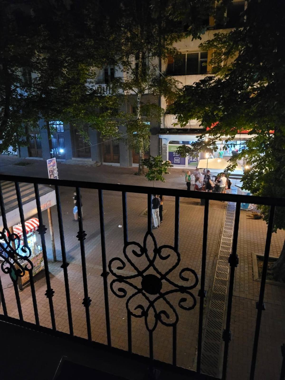 The House - Central Boutique Apartments 큐스텐딜 외부 사진